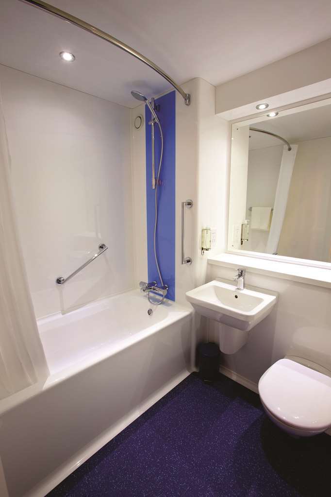 Travelodge Preston Chorley Chorley  Habitación foto